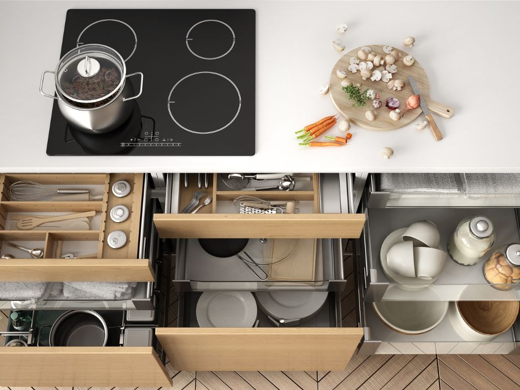 organized kitchen drawers